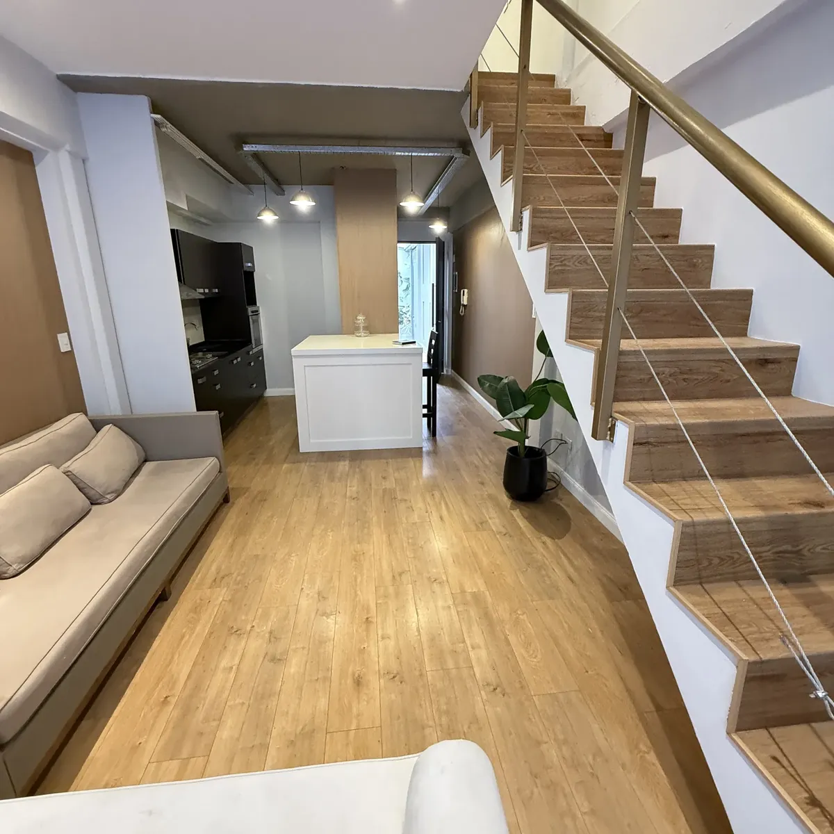 Duplex 1 bedroom with parking