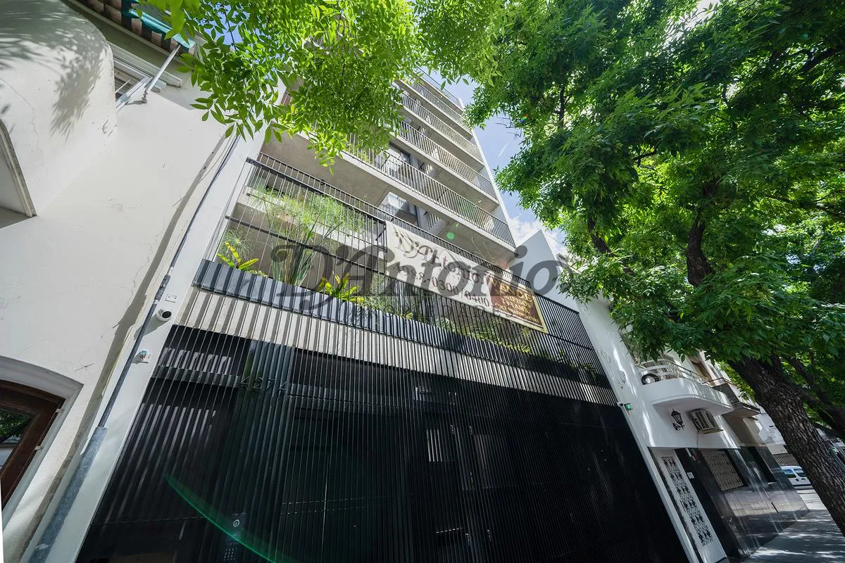 Semipiso De 2 Ambientes Con Balcón, Vestidor Y Parrilla En Terraza Muy Luminoso
