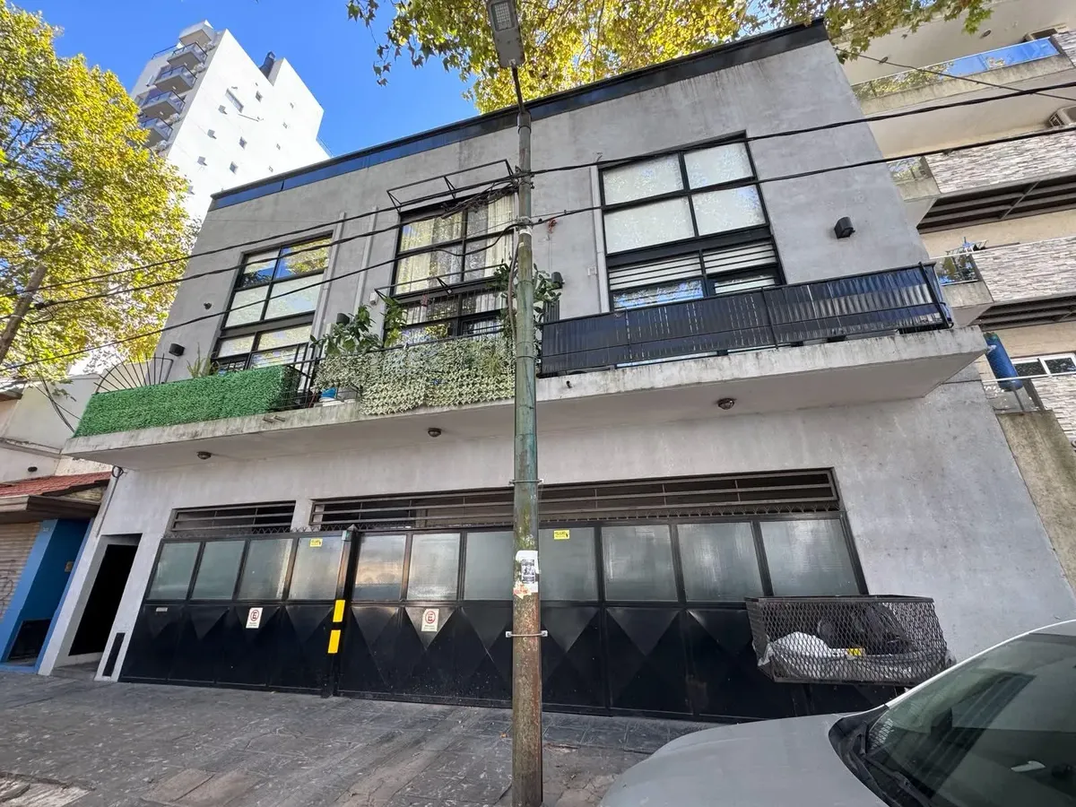 3-room duplex with parking