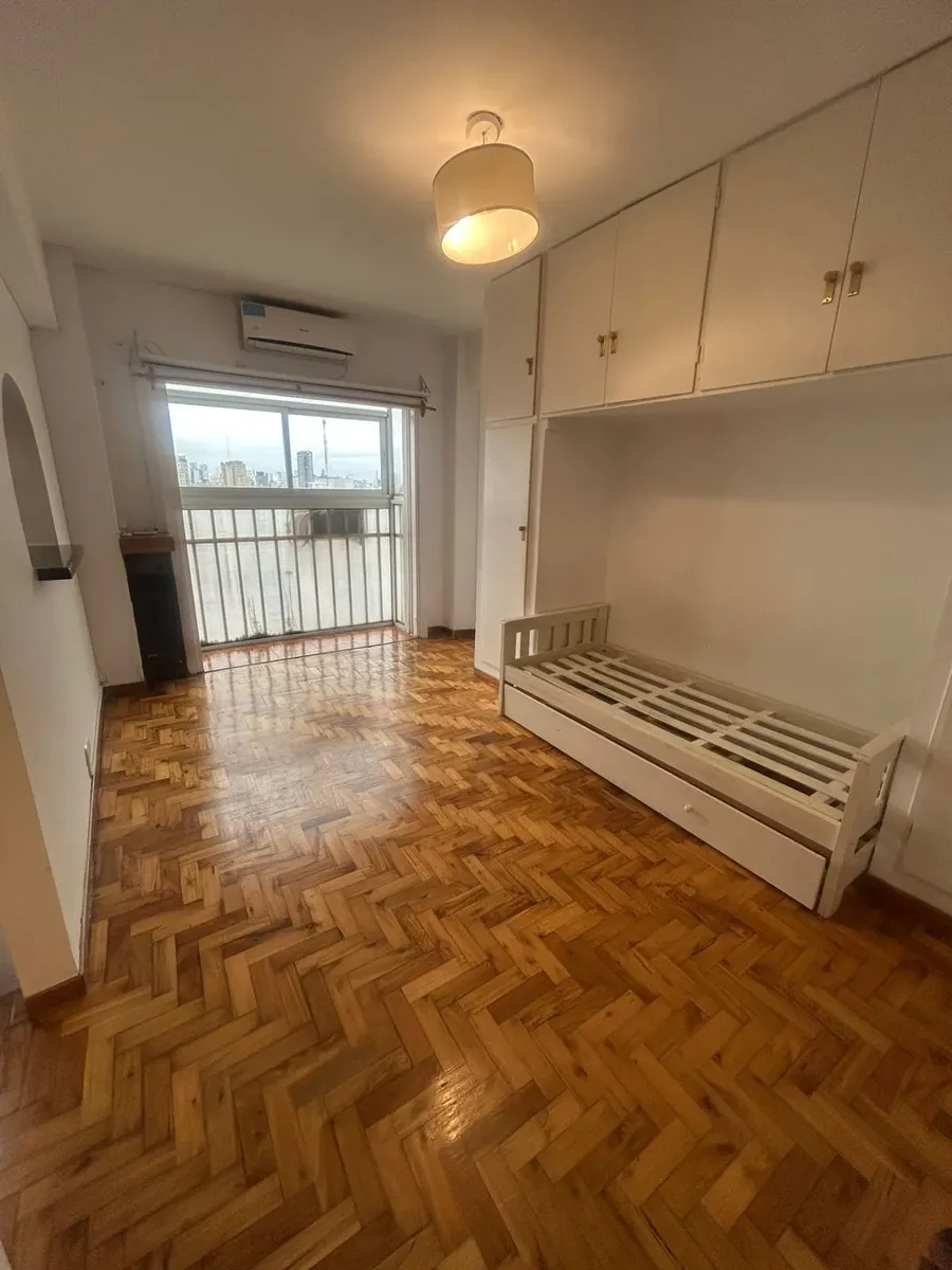Alquiler Tradicional/ Temporal - Monoambiente Sin Muebles C/balcón Cerrado - Mansilla 2900 - Recoleta