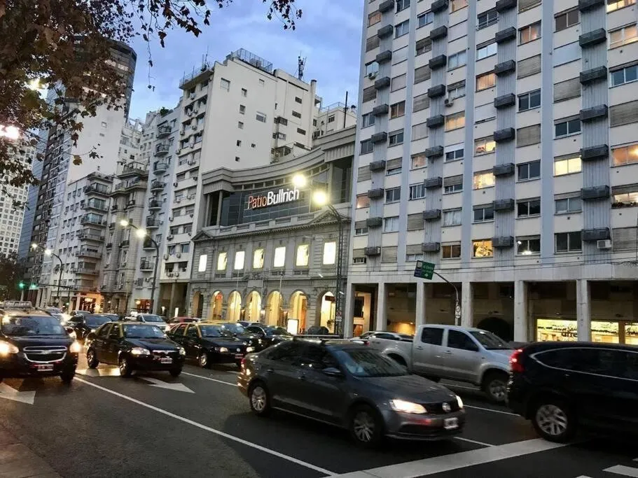 Alquiler 2 Ambientes Amoblado Con Terraza En Recoleta