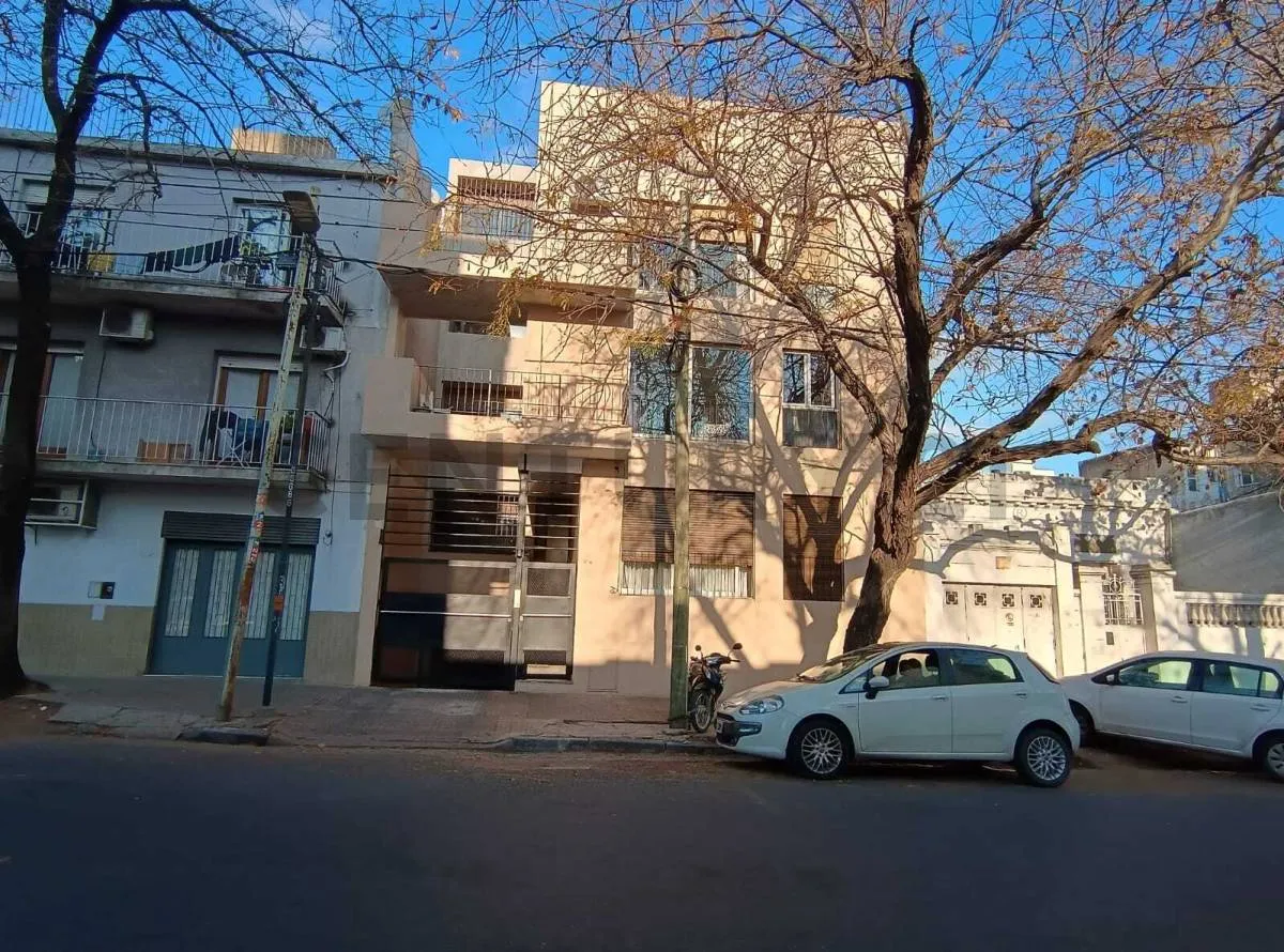 Departamento En Alquiler En La Plata De Un Dormitorio Con Cochera