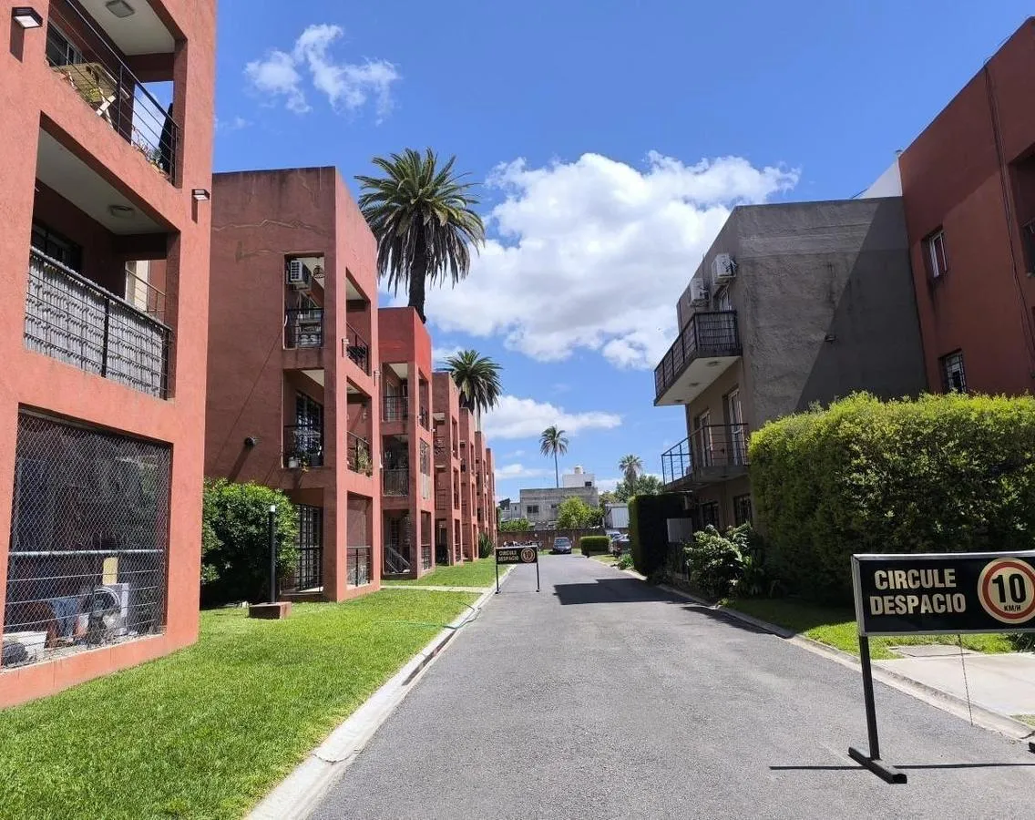 Alquiler Departamento Dos Ambientes Planta Baja Complejo Cerrado San Miguel
