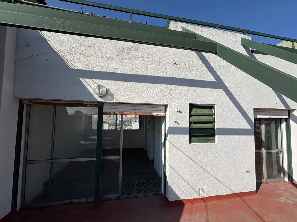 Monoambiente con terraza privada
