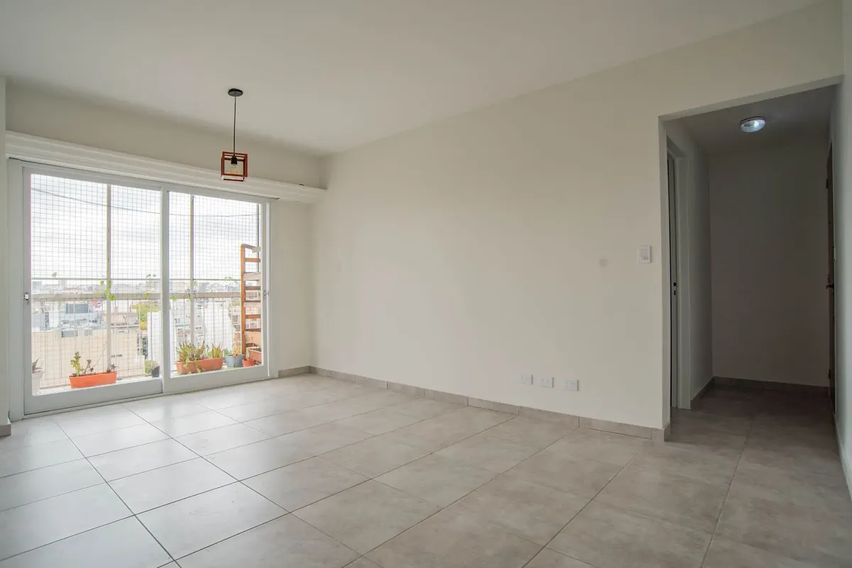 Alquiler Depto 3 Amb. Balcon Cochera Zona Flores