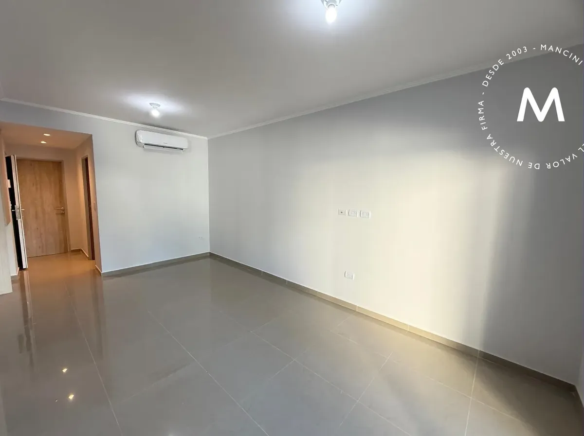 2-room unit with balcony and grill