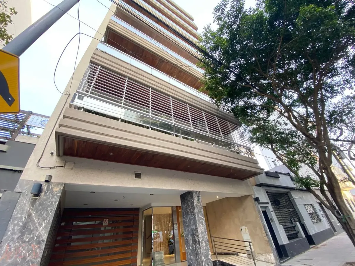 Studio 4º andar com varanda