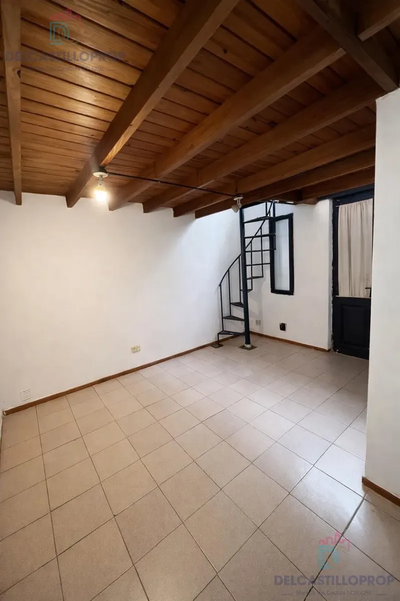 Ground-floor PH, loft and balcony