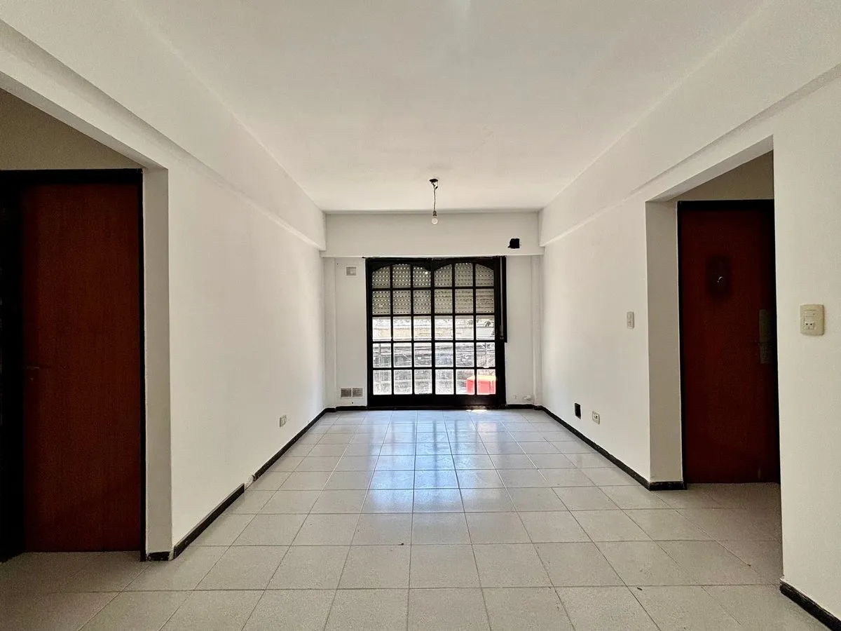 1st-floor 2-room with balcony