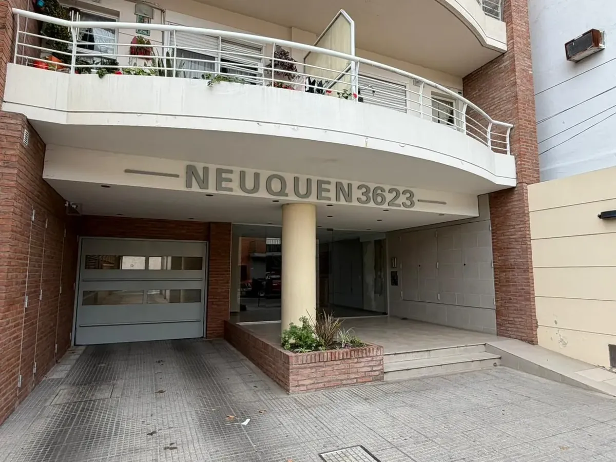 Alquiler 2 Ambientes Apto Profesional, Santos Lugares