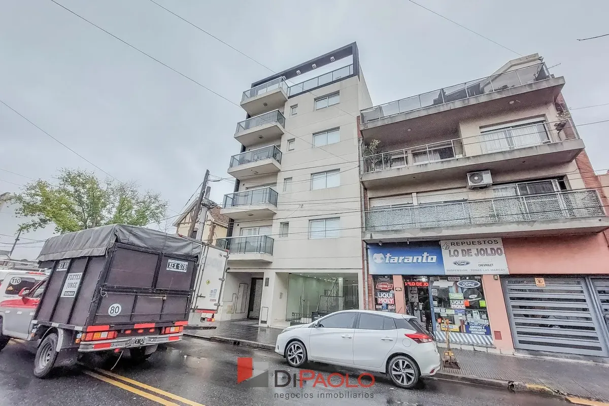 Alquiler Monoambiente En Santos Lugares En Zona Comercial