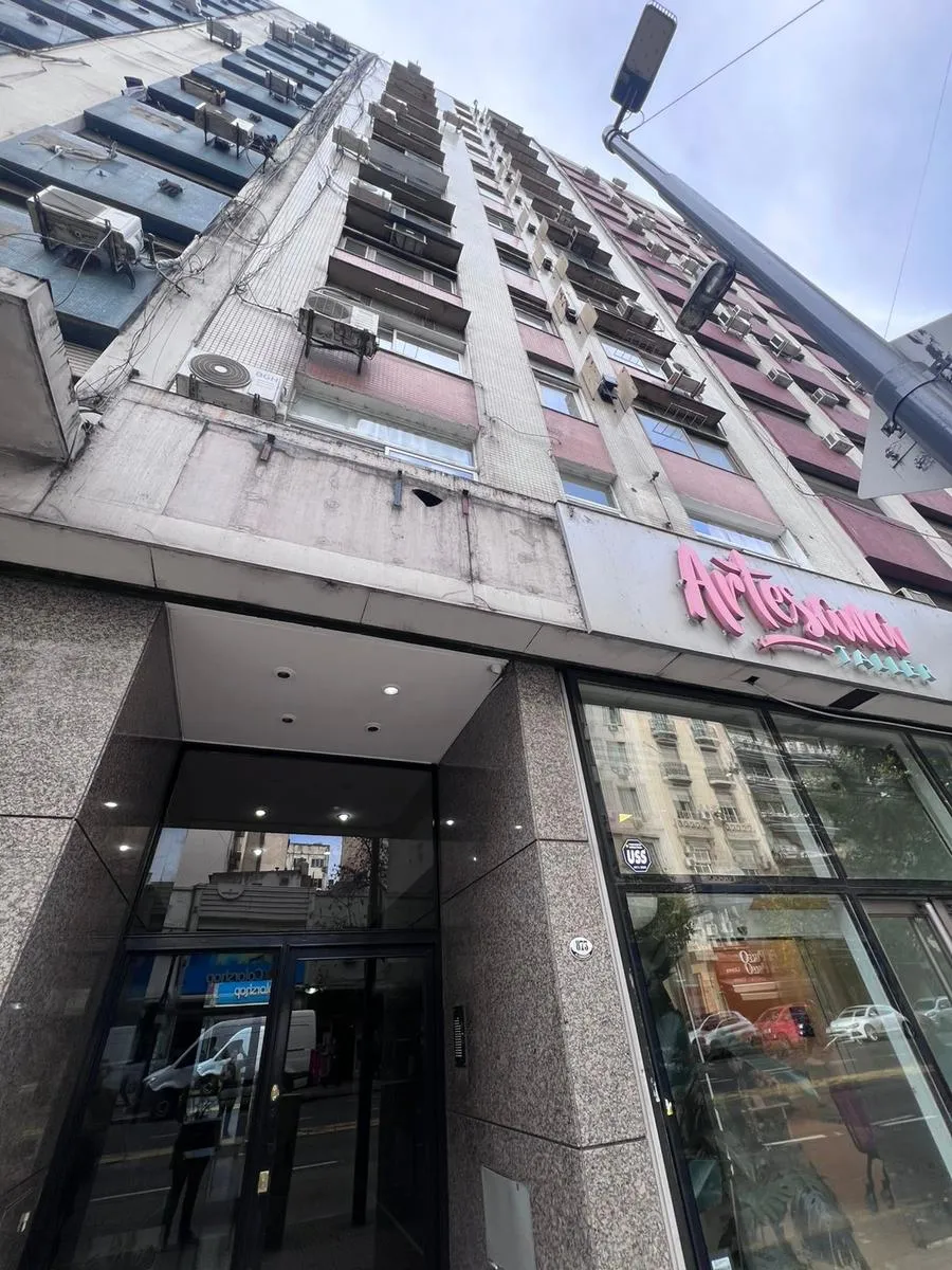 Monoambiente Amueblado En Av. Córdoba Al 800 San Nicolás Apto Profesional