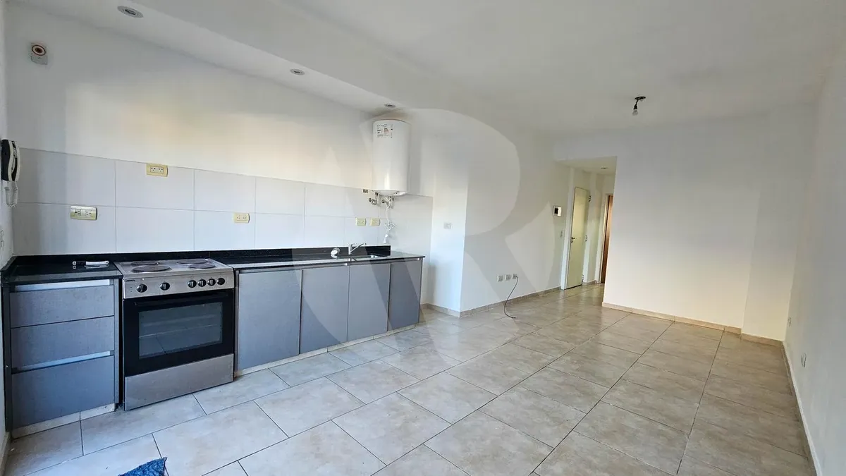 1st floor with balcony