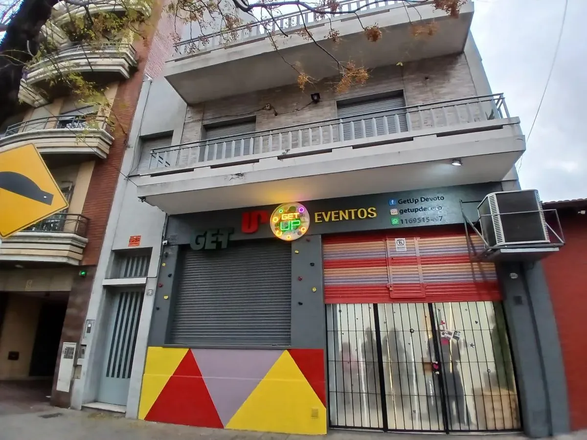 Alquiler Piso Unico 4 Ambientes Con Terraza Propia En Villa Devoto. Sin Expensas