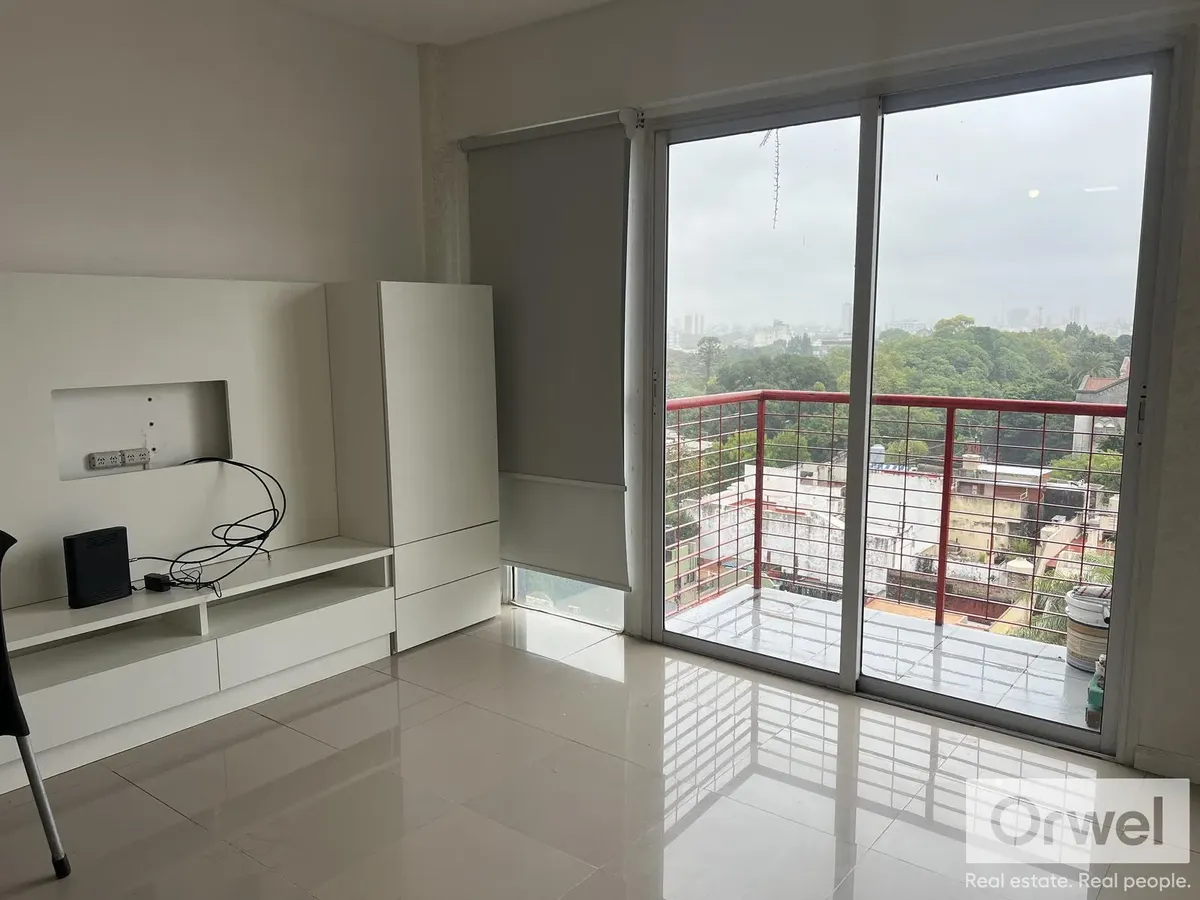 Furnished studio, 7th floor