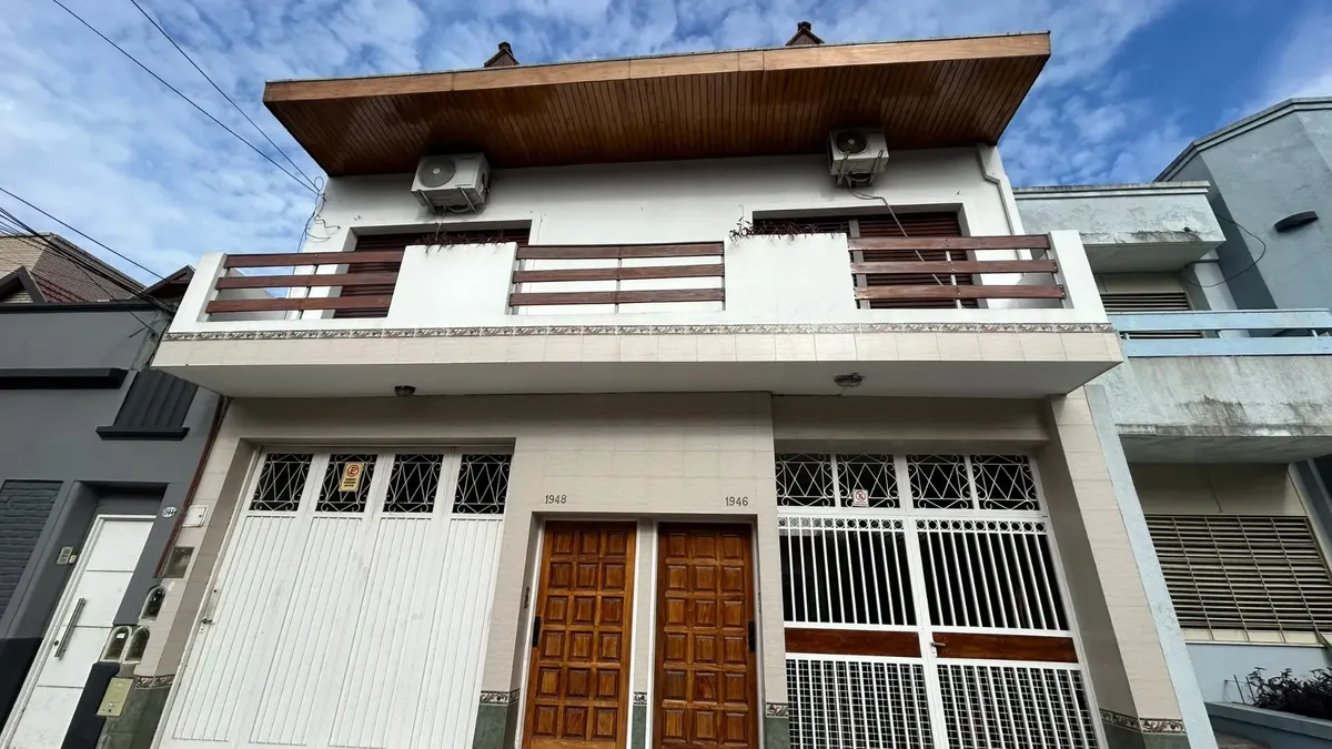 Piso Unico 4 Ambientes Con Terraza Y Quincho
