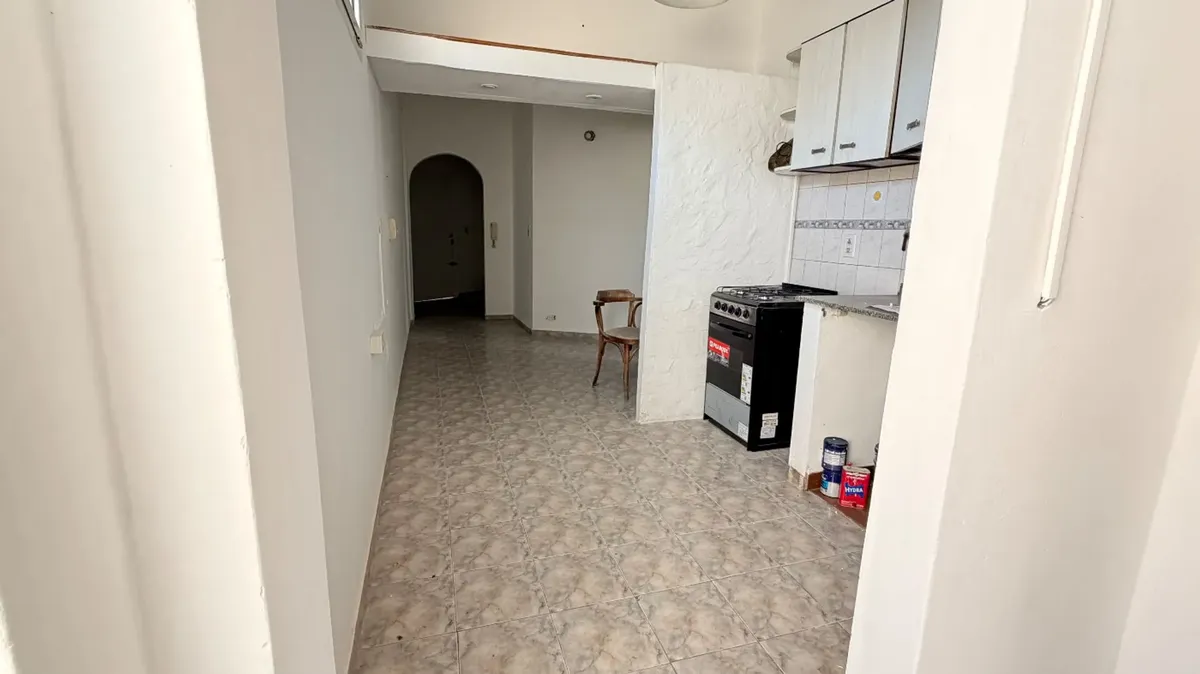 Se Alquila Dpto 3 Amb C/ Patio Y Balcon/ Caseros