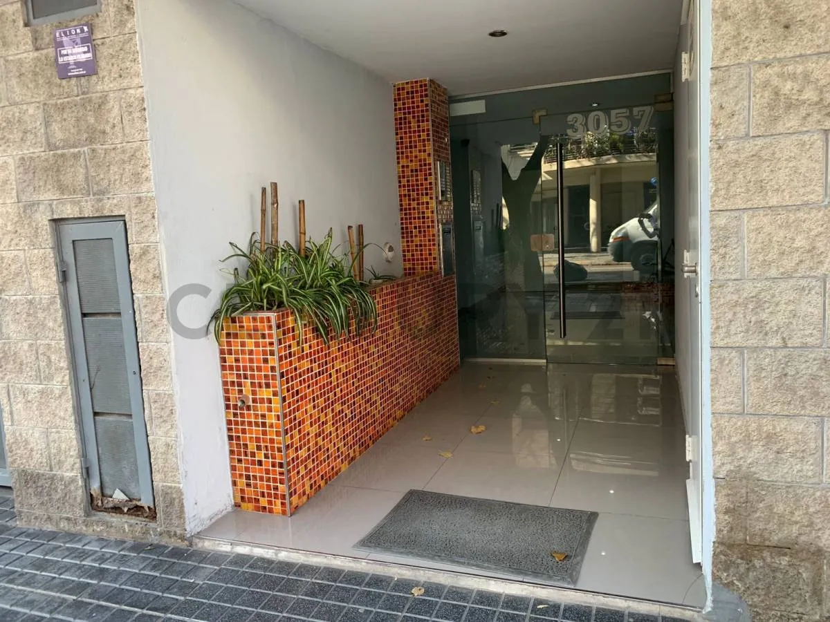 Studio with balcony and pool