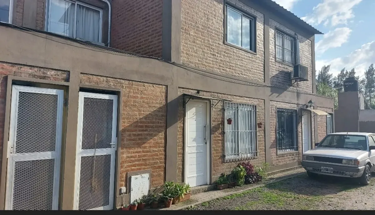 Duplex En Alquiler En Barrio Cerrado Petit Casuarinas 3 De Canning, 2 Dormitorios, Cocina-comedor, Baño, Patio, Lavadero Y Cochera