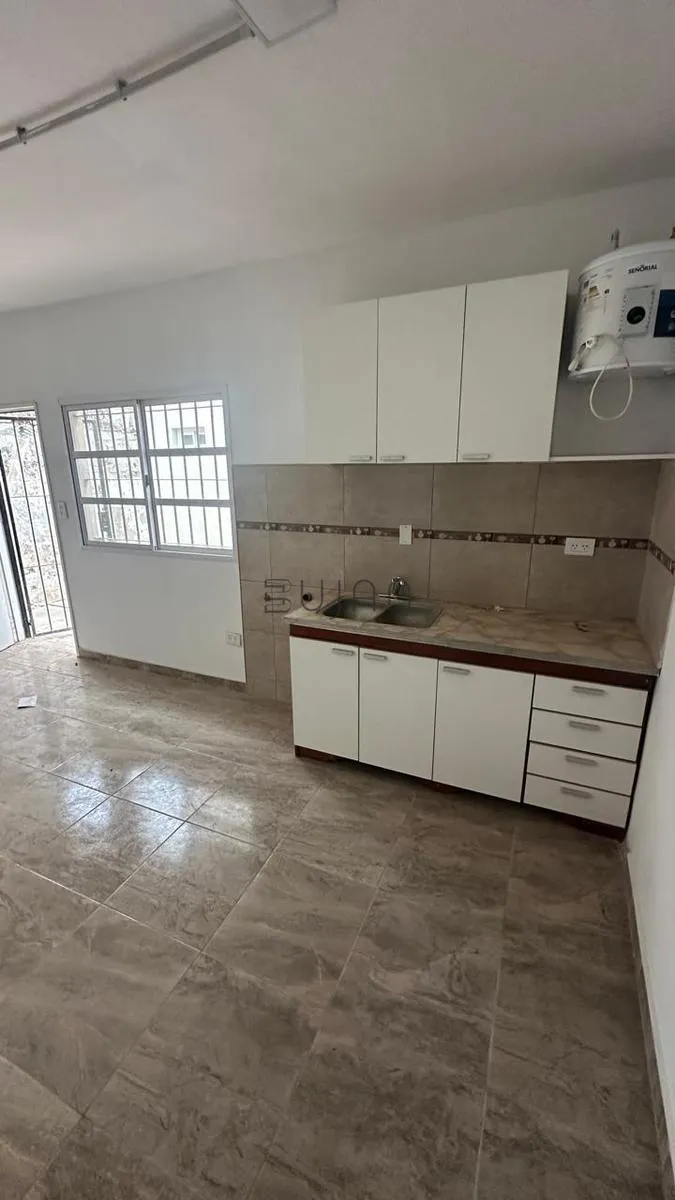 Departamento En Alquiler En Monte Grande - 3 Ambientes