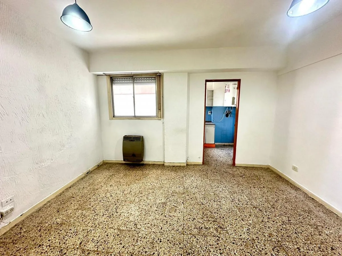 4th floor with terrace