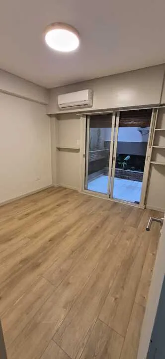 2 Ambientes En Planta Baja Con Dos Patios | Todo A Nuevo | Belgrano