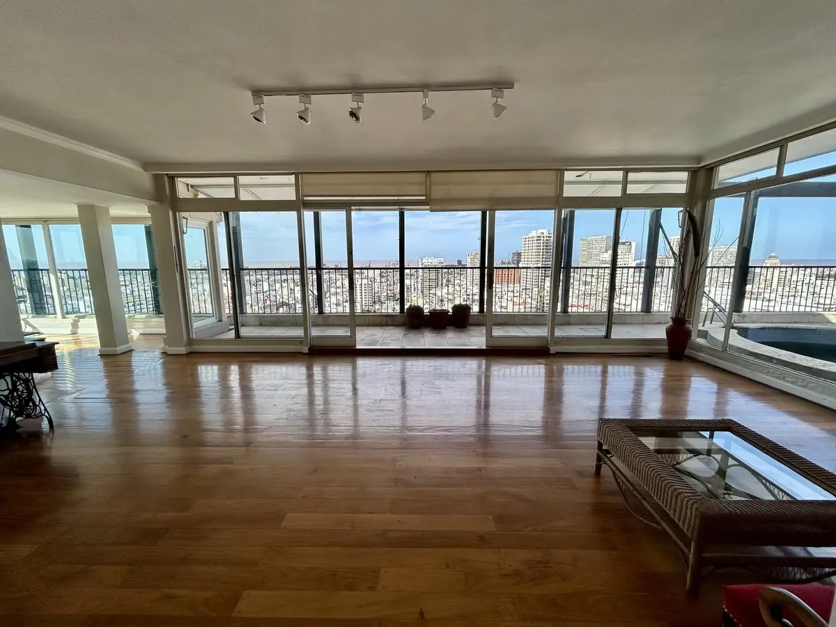 Penthouse 5 Amb En Alquiler - Terraza Con Pileta Propia - Recoleta