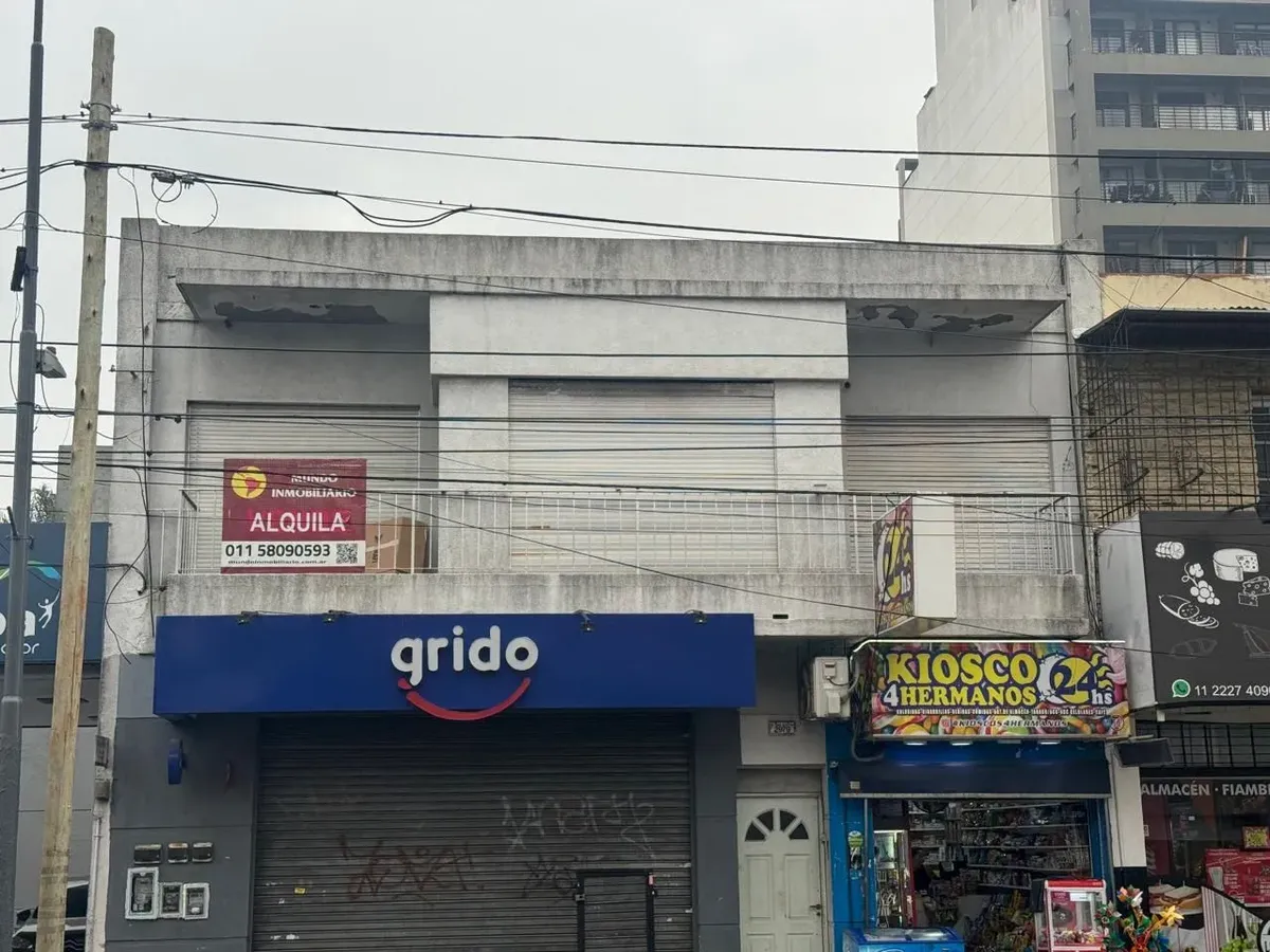 3 Amb Sobre Avenida Apto Profesional. Sin Expensas