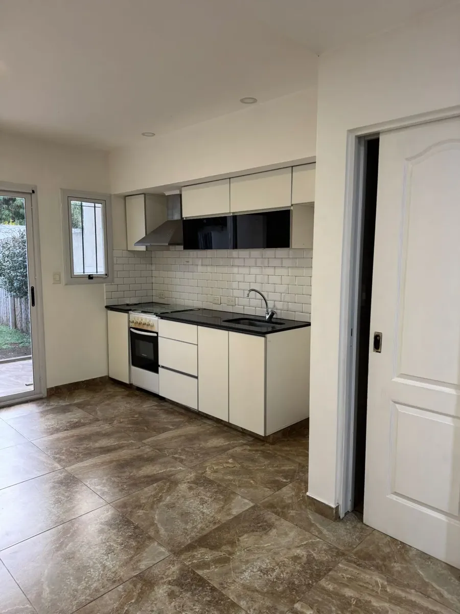 3-room duplex with patio