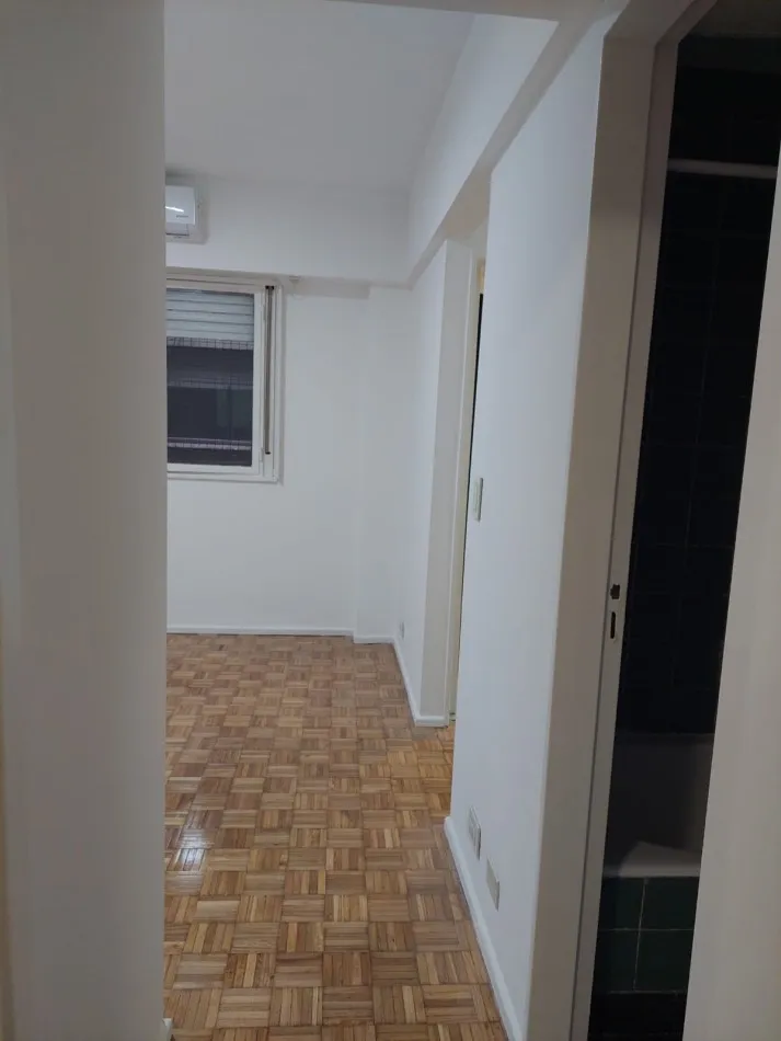 Piso 3, 2 ambientes, AC