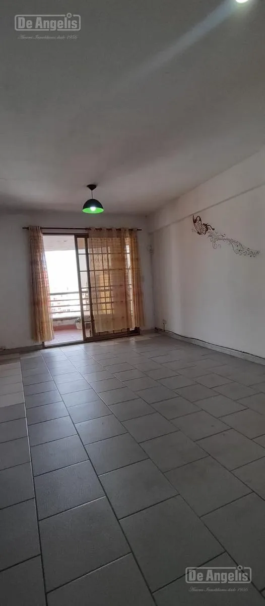 Apartamento em Morón, 10º andar
