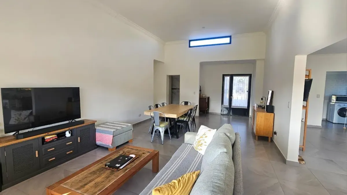 Casa De Una Planta Con Pileta En Alquiler Anual | Excelente Lote | San Matías | Escobar