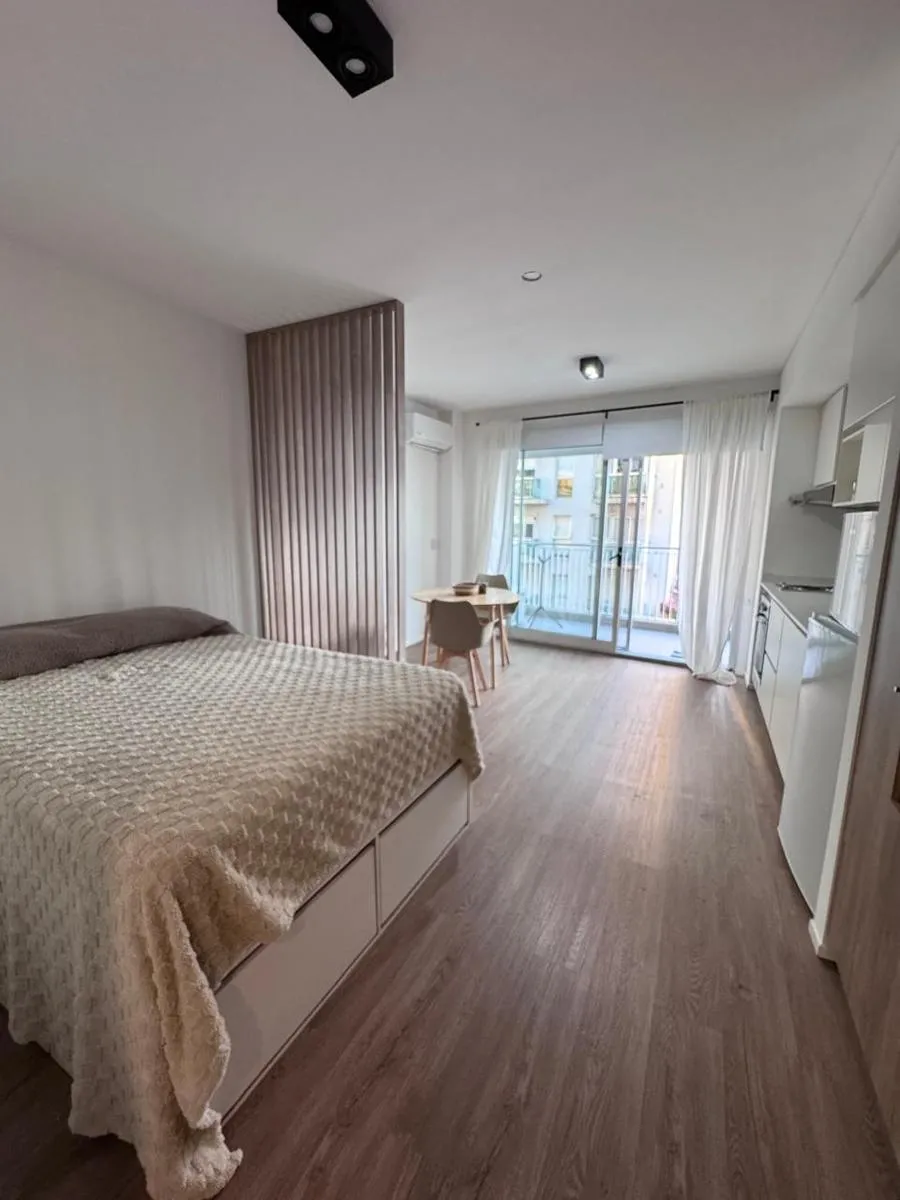 Monoambiente A Estrenar En Villa Crespo | Amoblado | Balcón Al Frente