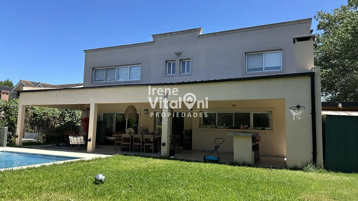 Alquiler Casa La Barra Village-semi Amueblada-losa Radiante-pileta-6 Amb-escritorio En Pb