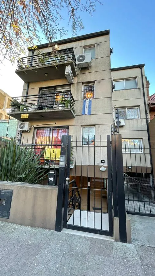 Departamento A 2 Cuadras Centenario - San Isidro -vias/rolon