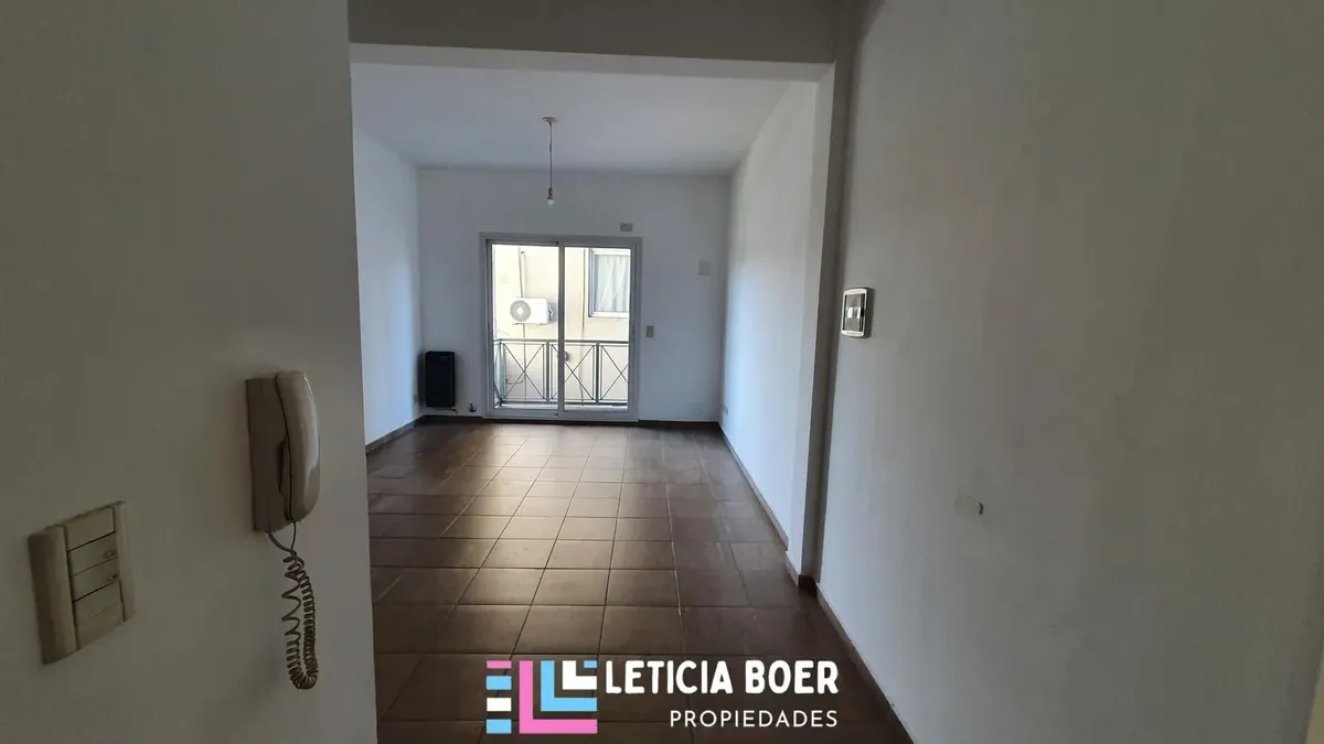 Studio com varanda e aquecimento tiro balanceado