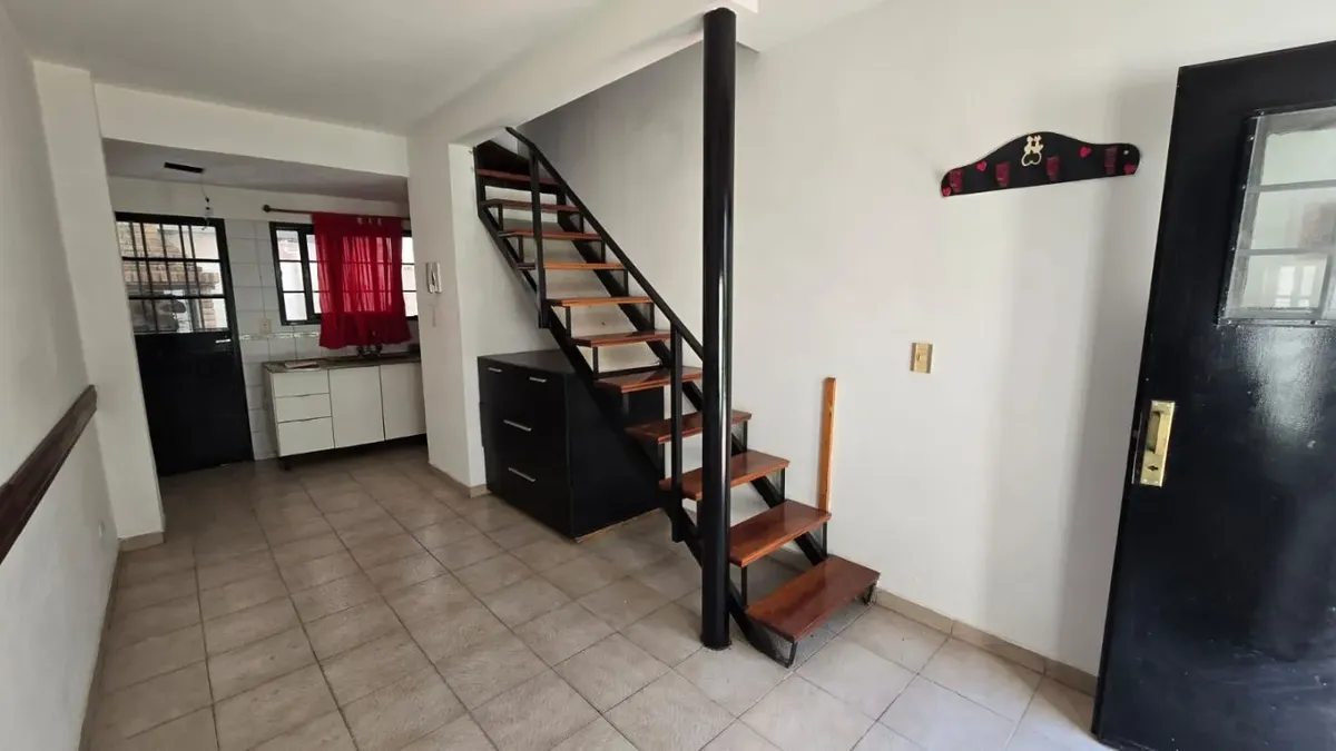 Alquiler De Duplex 2 Ambientes En Villa Luzuriaga