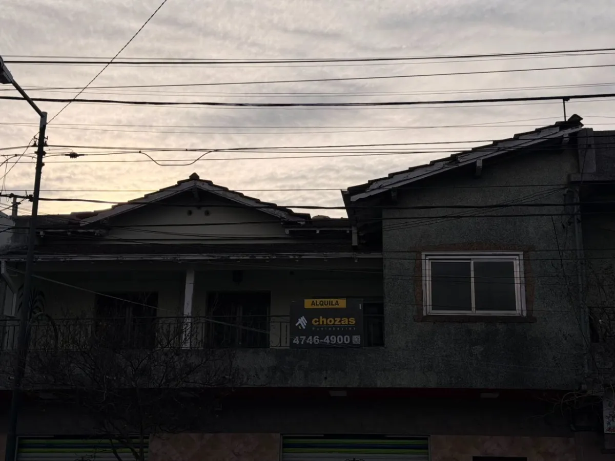 Ph De 3 Y 12 Ambientes Con Gran Balcón Aterrazado - Sin Expensas En Virreyes