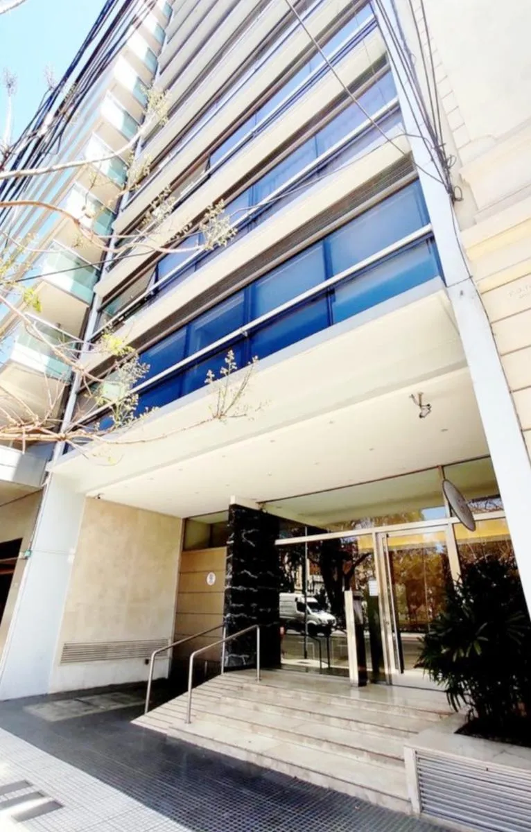 Departamento En Alquiler En Edificio De Categoria