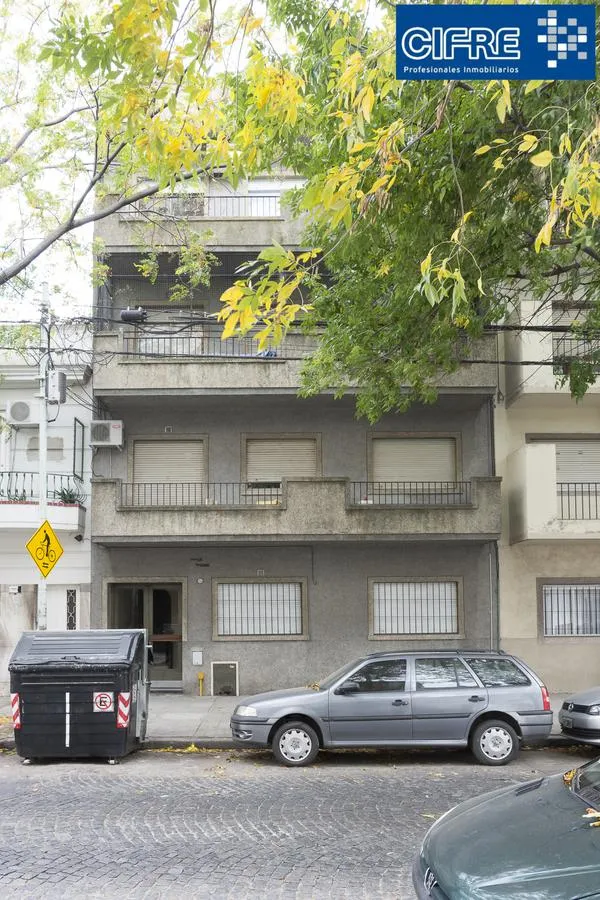 Departamento 2 Ambientes En Villa Pueyrredón En 3er Piso Por Escalera