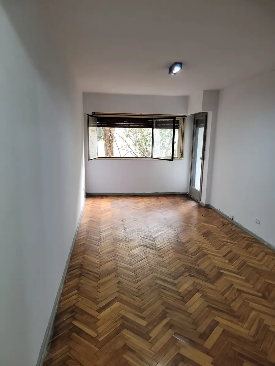 1st floor with elevator, 3 rooms