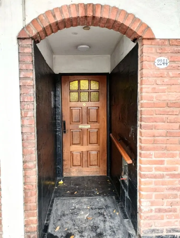 1st floor with private terrace
