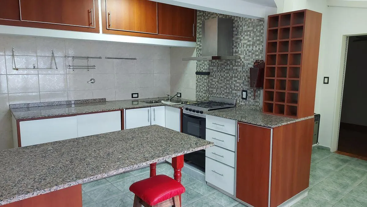 Ph 2 Ambientes A Metros De Capital Federal, Sin Expensas