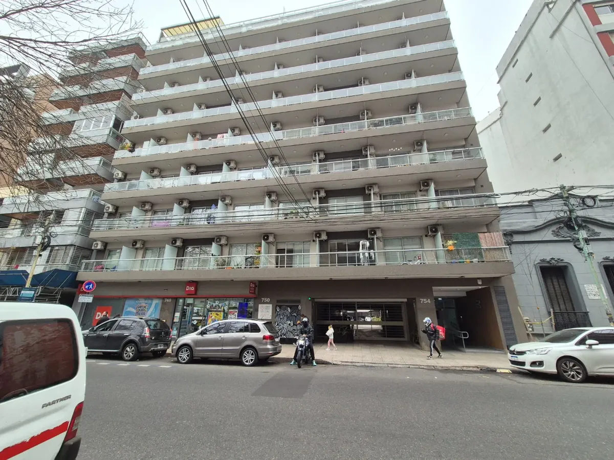 Alquiler Monoambiente Cochera Pileta P.centenario