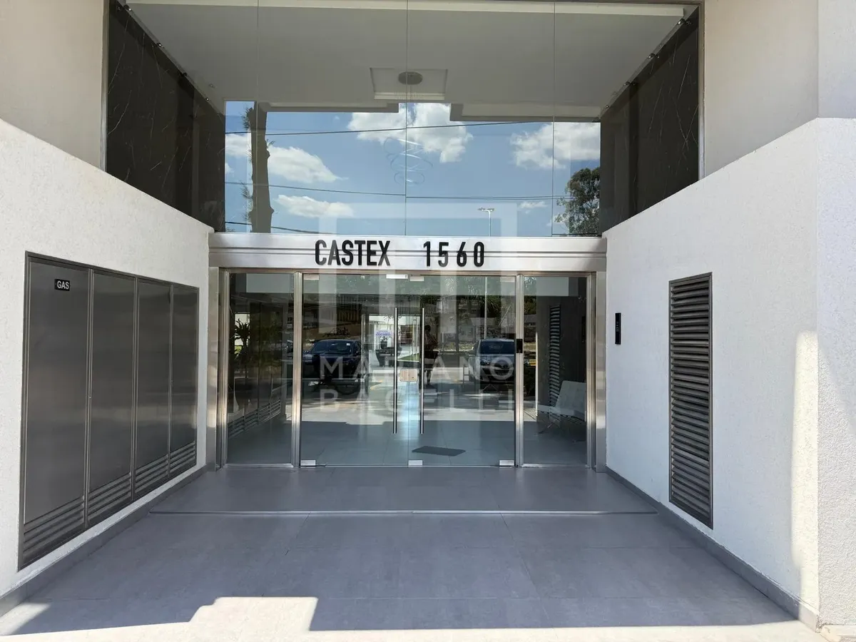 Departamento En Alquiler En Canning Center, Canning