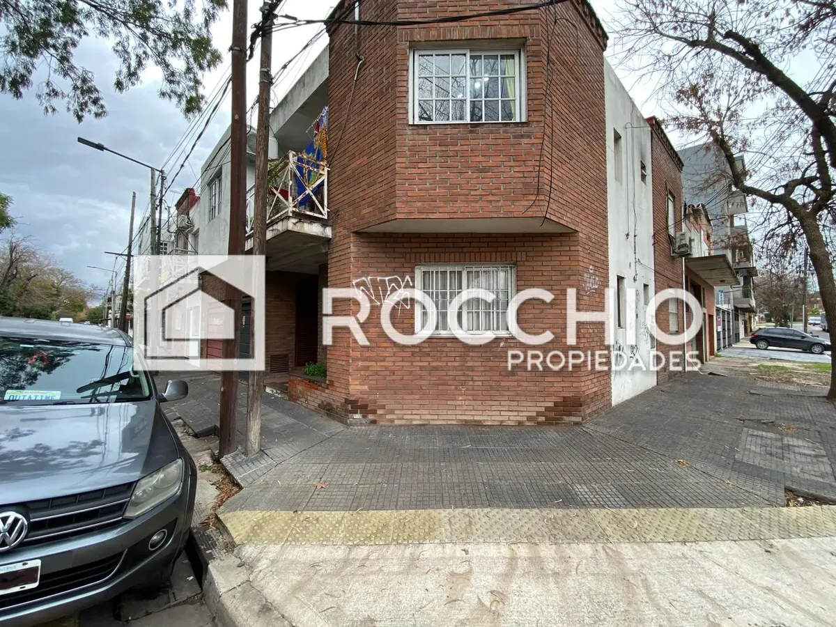 Угловая квартира на 1 этаже, 40 м²