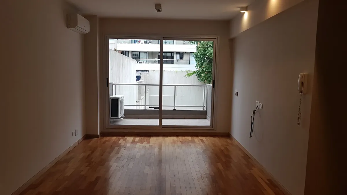 Monoambiente Luminoso Y Tranquilo En Edificio Con Piscina, Sum Y Parrilla
