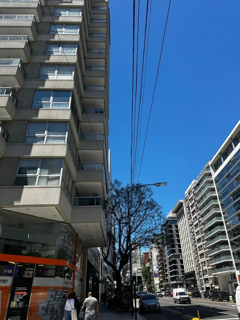 Monoambiente Al Frente C/balcón, Libertador Al 5700