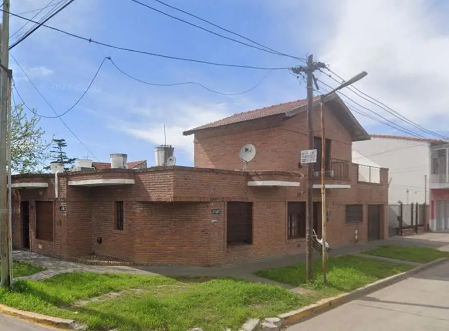 Duplex en Bernal Oeste con terraza