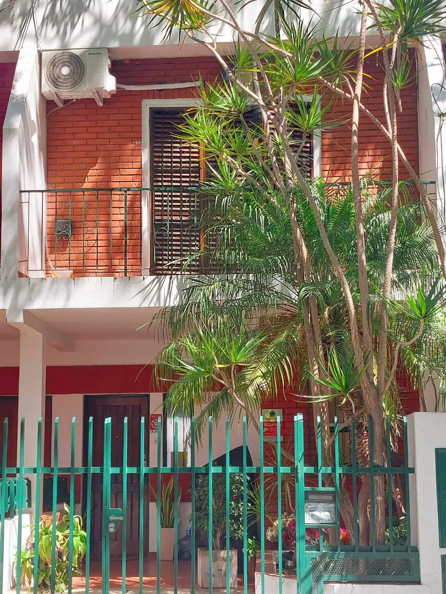Excelente Duplex. Patio, Parrilla, Entrada Auto, A.a. Frio/calor